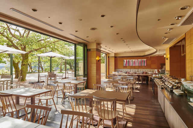 Restaurant "The River Side Cafe"